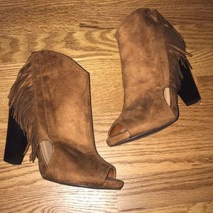 Qupid wo size 8.5 suede booties. Worn twice